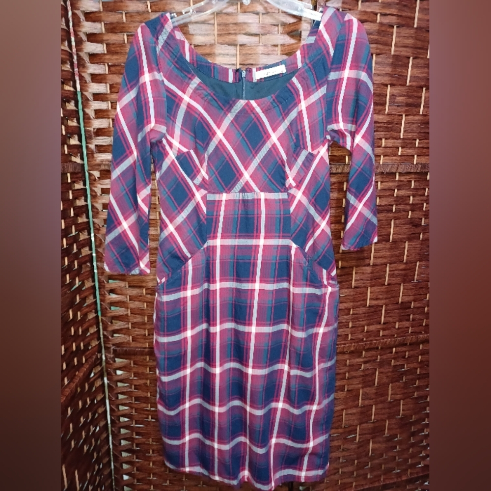 Plaid Scoop-Neck Women’s Dress in Navy and Burgundy